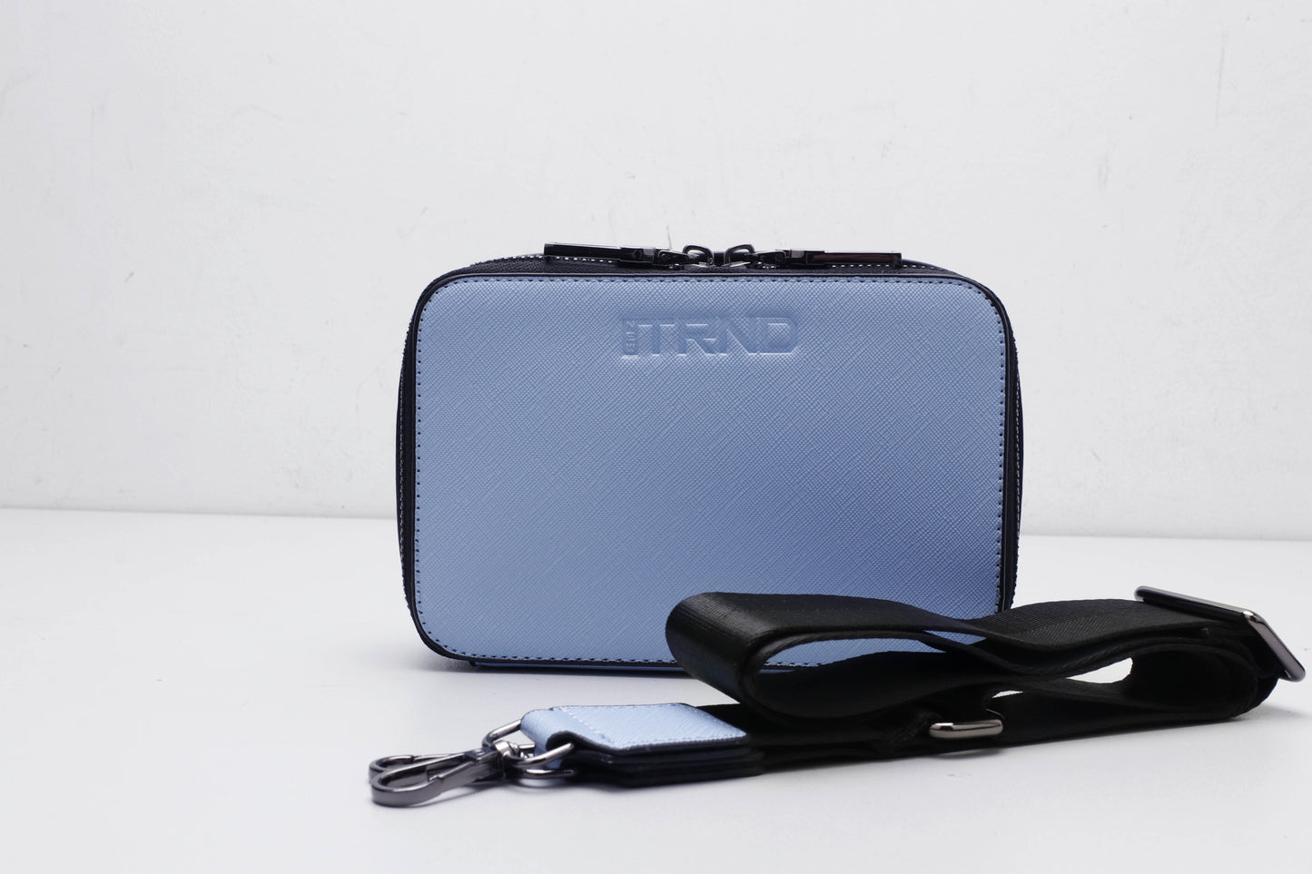 NewTrnd Leather Bag|Sky Blue